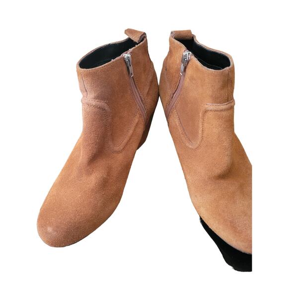 Women's size 10 M Dolce Vita Tan Suede Boot Side Zipper - Picture 1 of 10